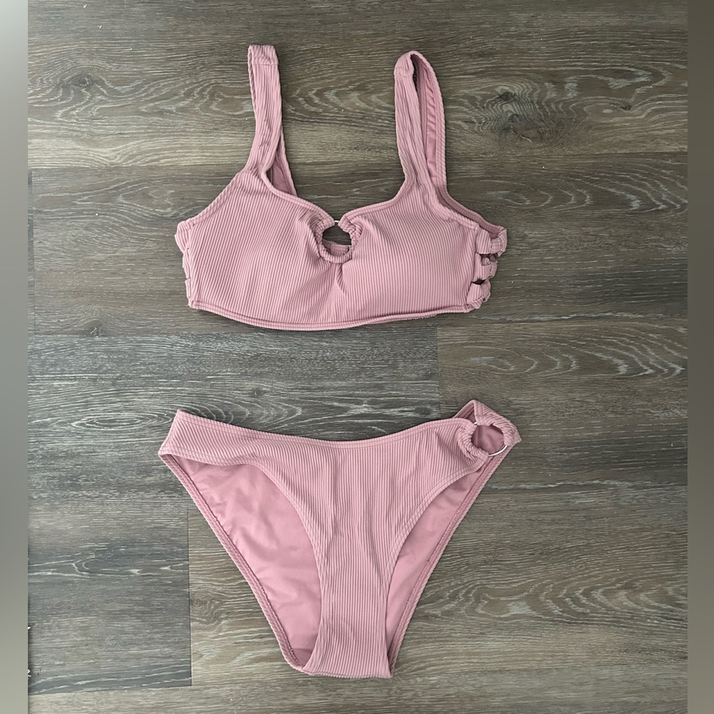 Pink Bikini - Picture 6 of 8